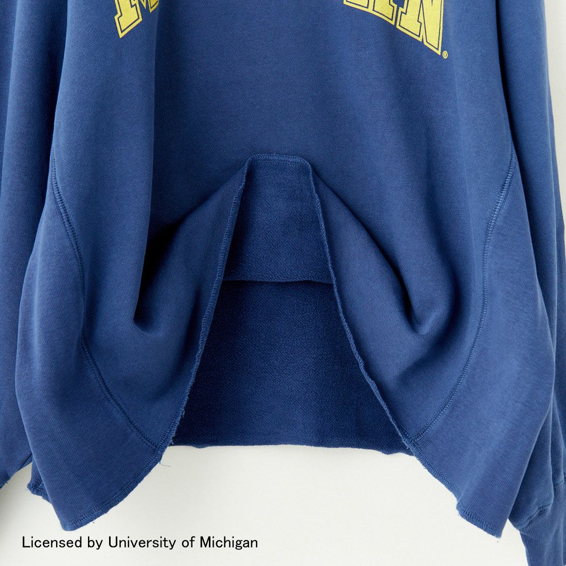 GOOD ROCK SPEED [グッドロックスピード] UNIVERSITY OF MICHIGAN ラグランスウェットシャツ [24MCG202W] LT.NAVY