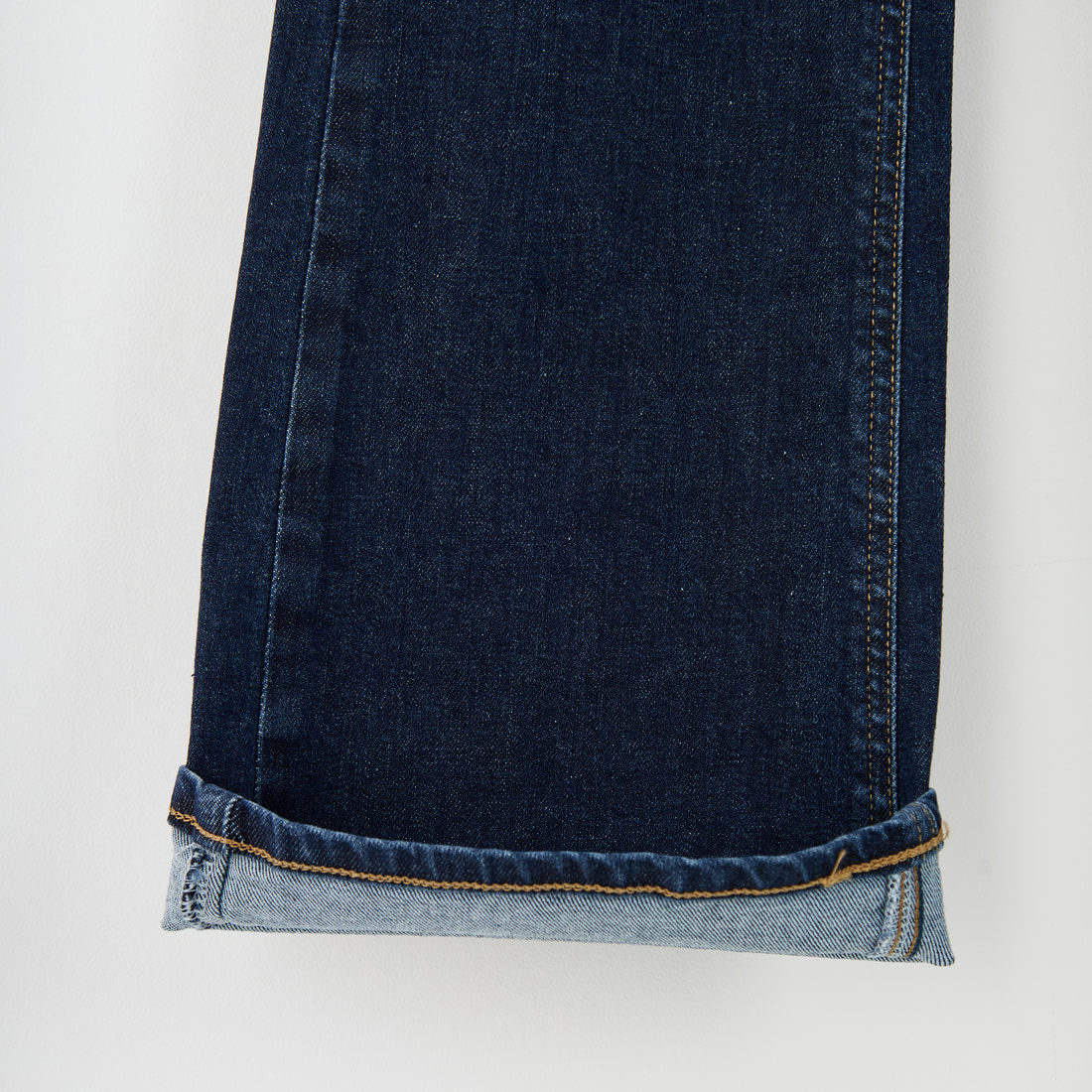 SOMETHING [サムシング] LISA フレアデニムパンツ [SKY31] 926 D.BLUE &&モデル身長：160cm 着用サイズ：26&&