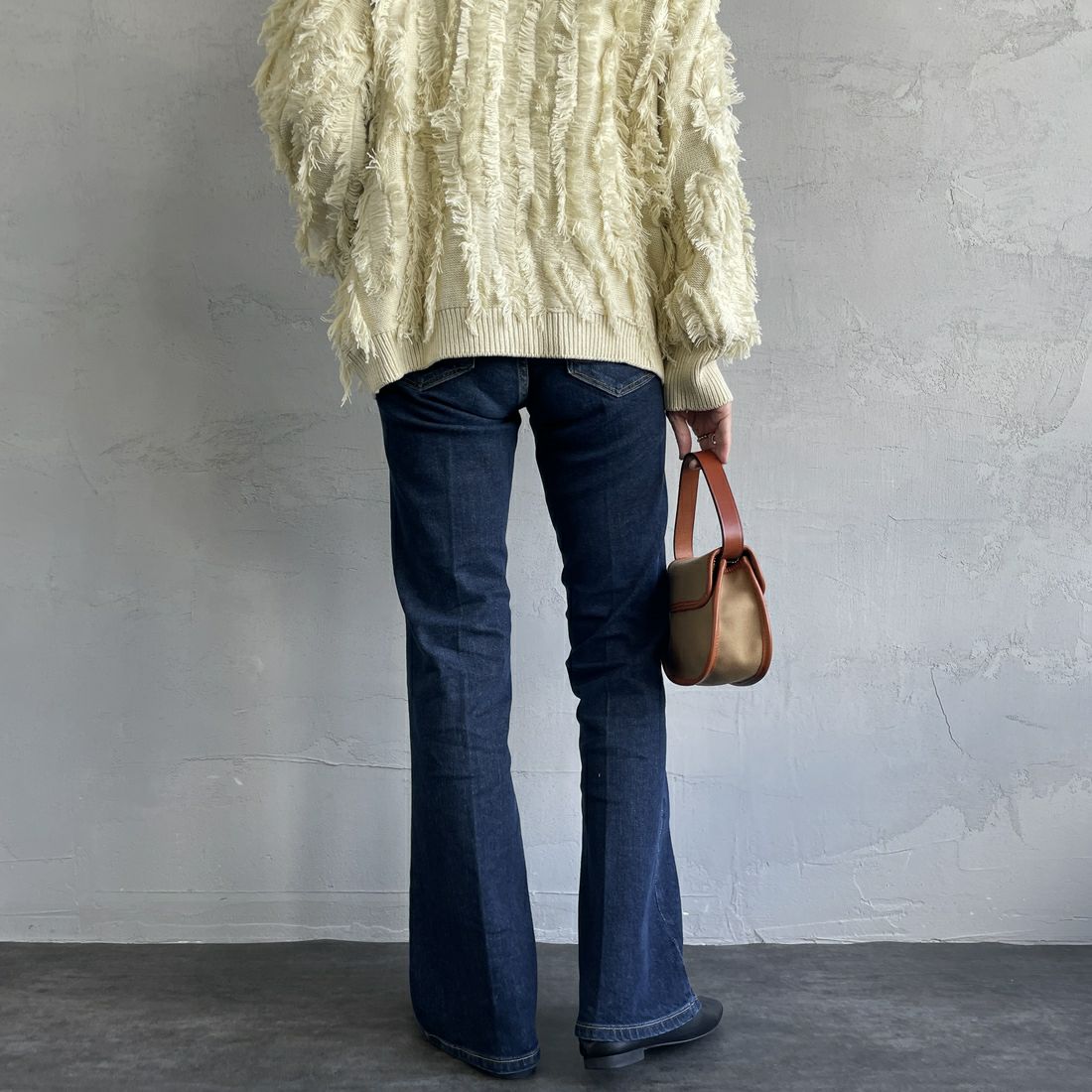 SOMETHING [サムシング] LISA フレアデニムパンツ [SKY31] 126 S.BLUE &&モデル身長：160cm 着用サイズ：26&&