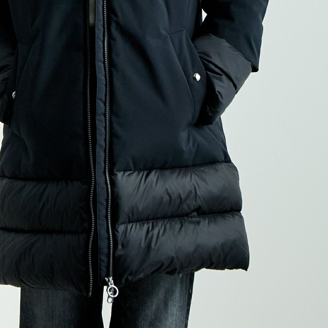 CAPE HORN [ケープホーン] CANDELARIA ダウンコート [72542] 500 BLACK &&モデル身長：160cm 着用サイズ：40&&