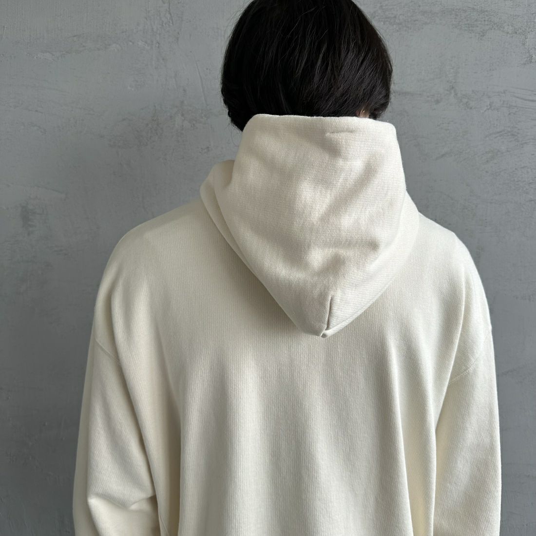 The Endless Summer [エンドレスサマー] 別注 BUHI フロッキーロゴプリント スウェットパーカー [FH-24774506-JF] 05 IVORY