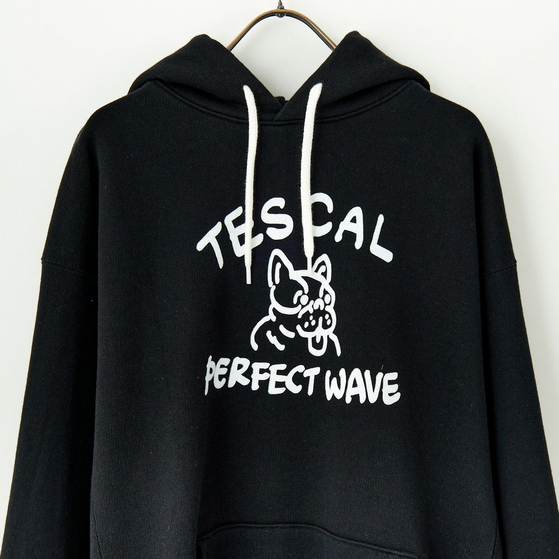 The Endless Summer [エンドレスサマー] 別注 BUHI フロッキーロゴプリント スウェットパーカー [FH-24774506-JF] 01 BLACK