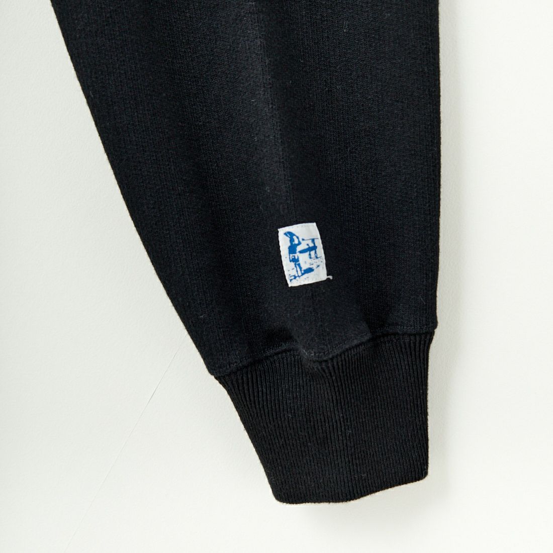 The Endless Summer [エンドレスサマー] 別注 BUHI フロッキーロゴプリント スウェットパーカー [FH-24774506-JF] 01 BLACK