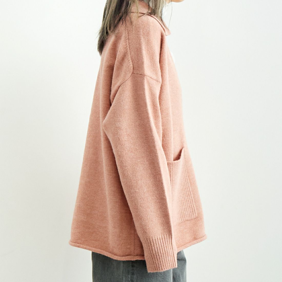 CHIGNON [シニヨン] スキッパーニットプルオーバー [9245-307DP] PINK &&モデル身長：167cm 着用サイズ：F&&