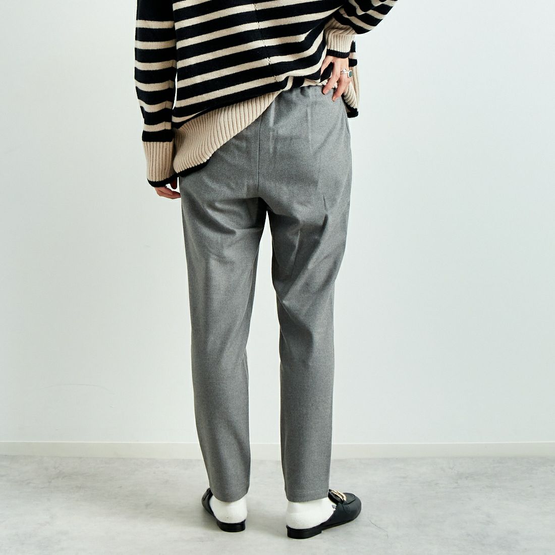 Jeans Factory Clothes [ジーンズファクトリークローズ] コスミカルウォームテーパードパンツ [21243059] 002 Mｸﾞﾚｰ &&モデル身長：158cm 着用サイズ：36&&