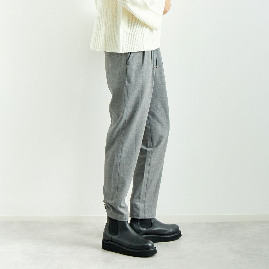 Jeans Factory Clothes [ジーンズファクトリークローズ] コスミカルウォームテーパードパンツ [21243059] 002 Mｸﾞﾚｰ &&モデル身長：167cm 着用サイズ：40&&