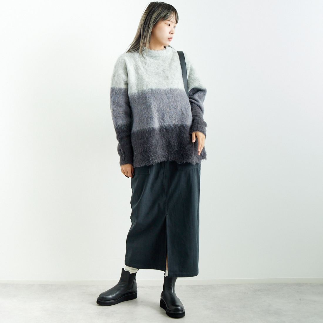 CLOCHE [クロシェ] グラデーションシャギーニット [45285630] ﾁｬｺｰﾙ &&モデル身長：167cm 着用サイズ：2&&