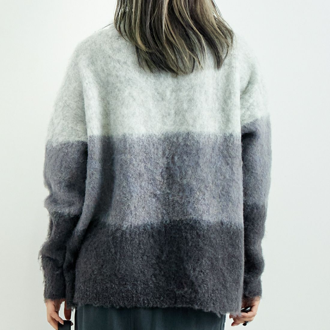 CLOCHE [クロシェ] グラデーションシャギーニット [45285630] ﾁｬｺｰﾙ &&モデル身長：167cm 着用サイズ：2&&