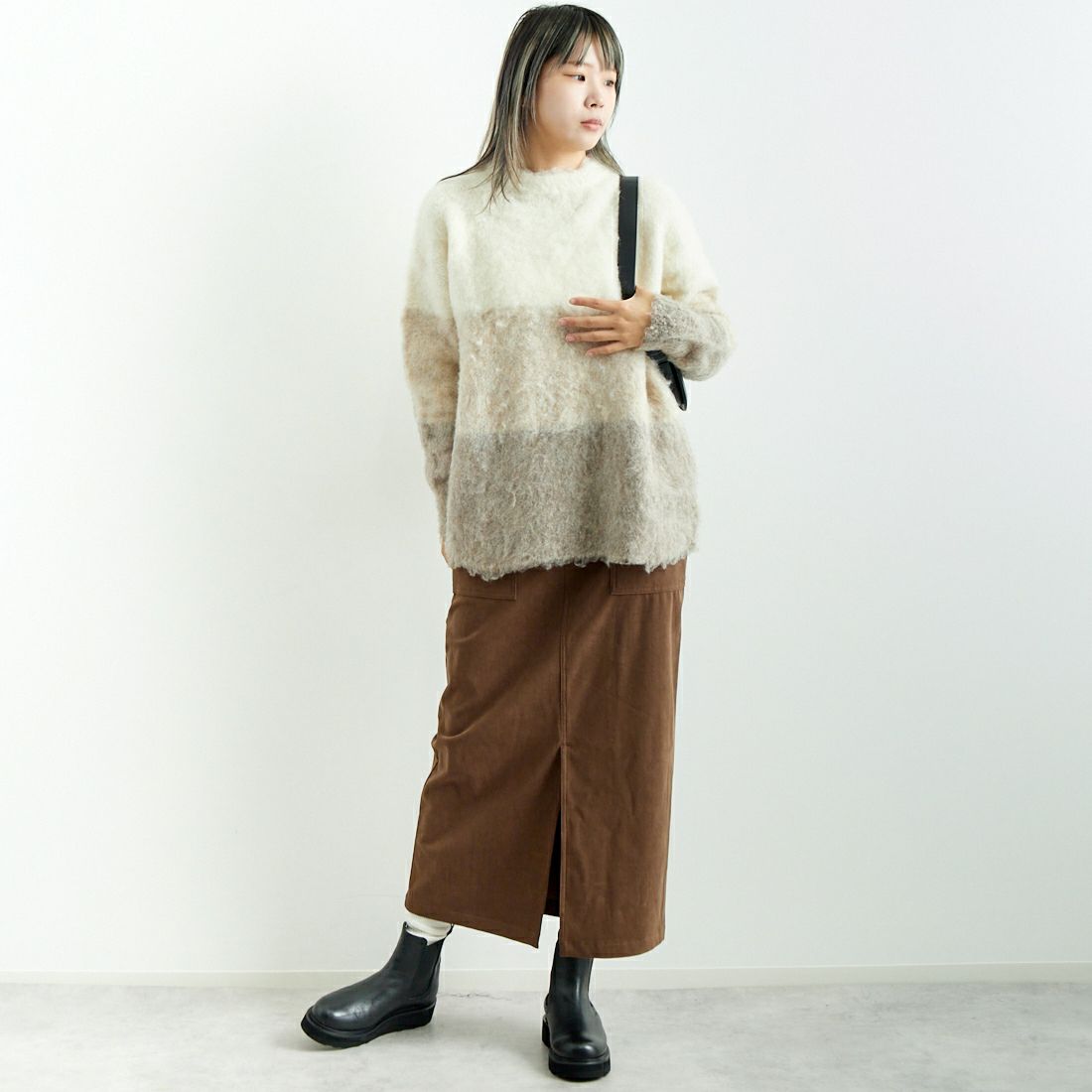 CLOCHE [クロシェ] グラデーションシャギーニット [45285630] ﾍﾞｰｼﾞｭ &&モデル身長：167cm 着用サイズ：2&&