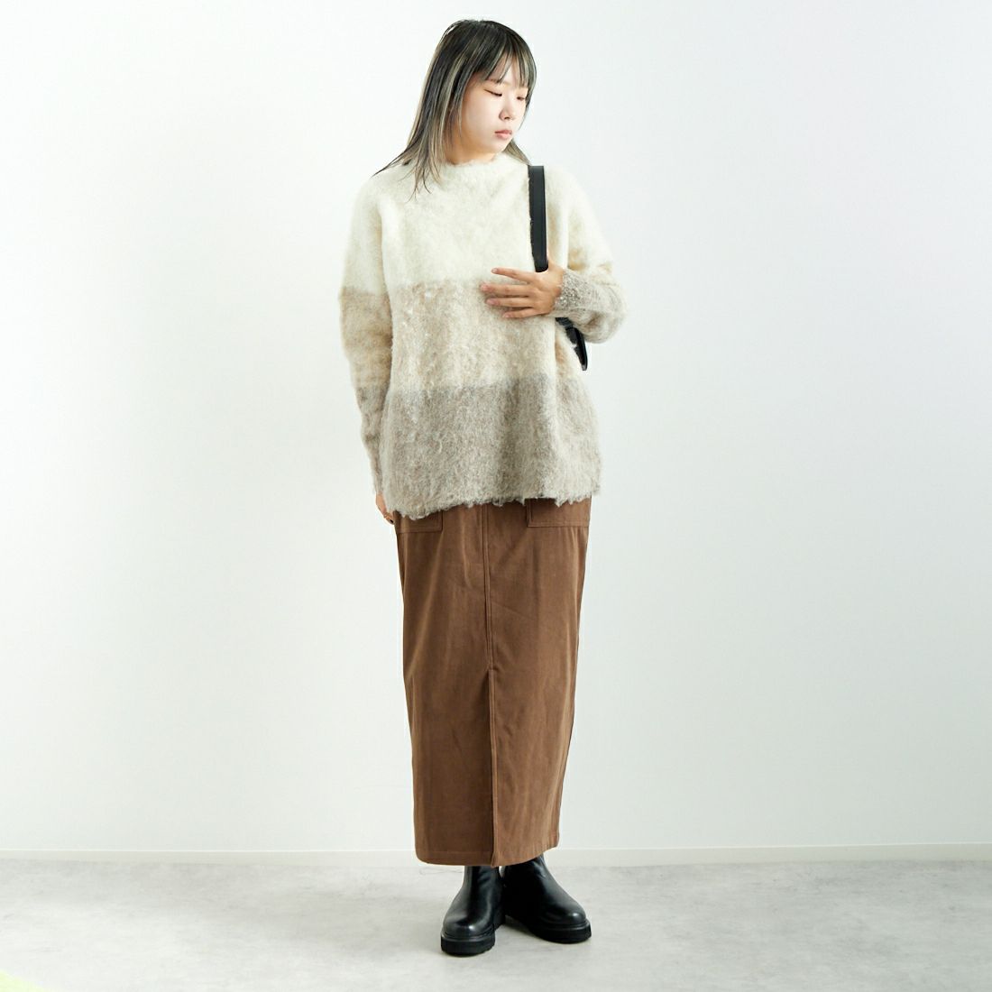 CLOCHE [クロシェ] グラデーションシャギーニット [45285630] ﾍﾞｰｼﾞｭ &&モデル身長：167cm 着用サイズ：2&&
