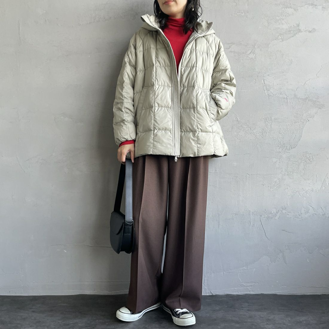 DANTON [ダントン] ダウンフーデッドジャケット [DT-A0567NRP] GREIGE&&モデル身長：160cm 着用サイズ：S&&