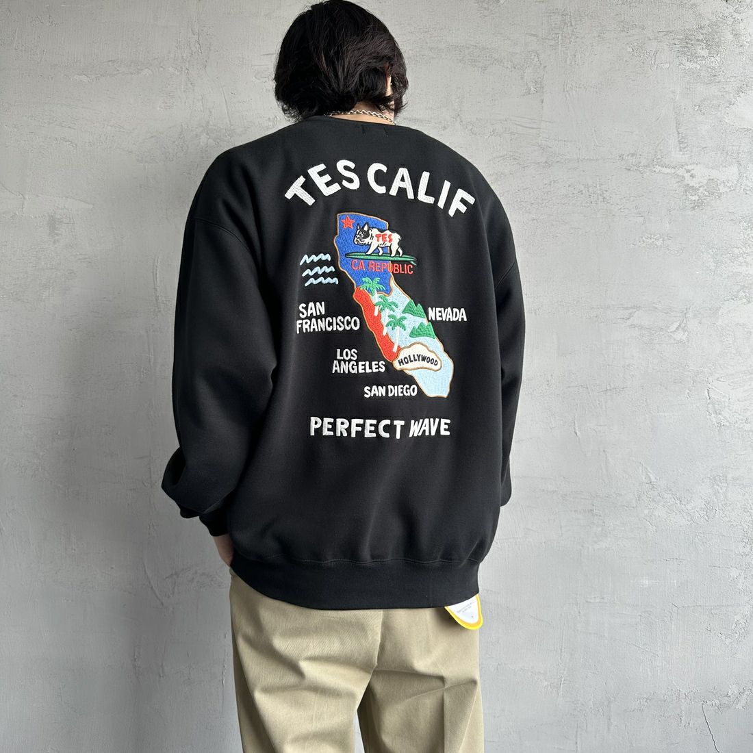 01 BLACK&&モデル身長：179cm 着用サイズ：XL&&