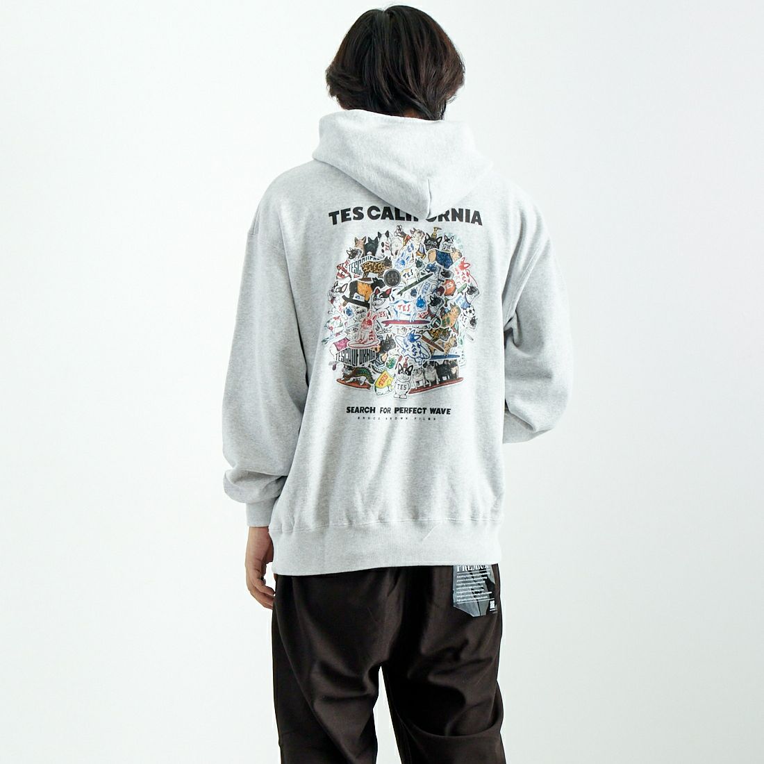 03 GRAY&&モデル身長：179cm 着用サイズ：L&&