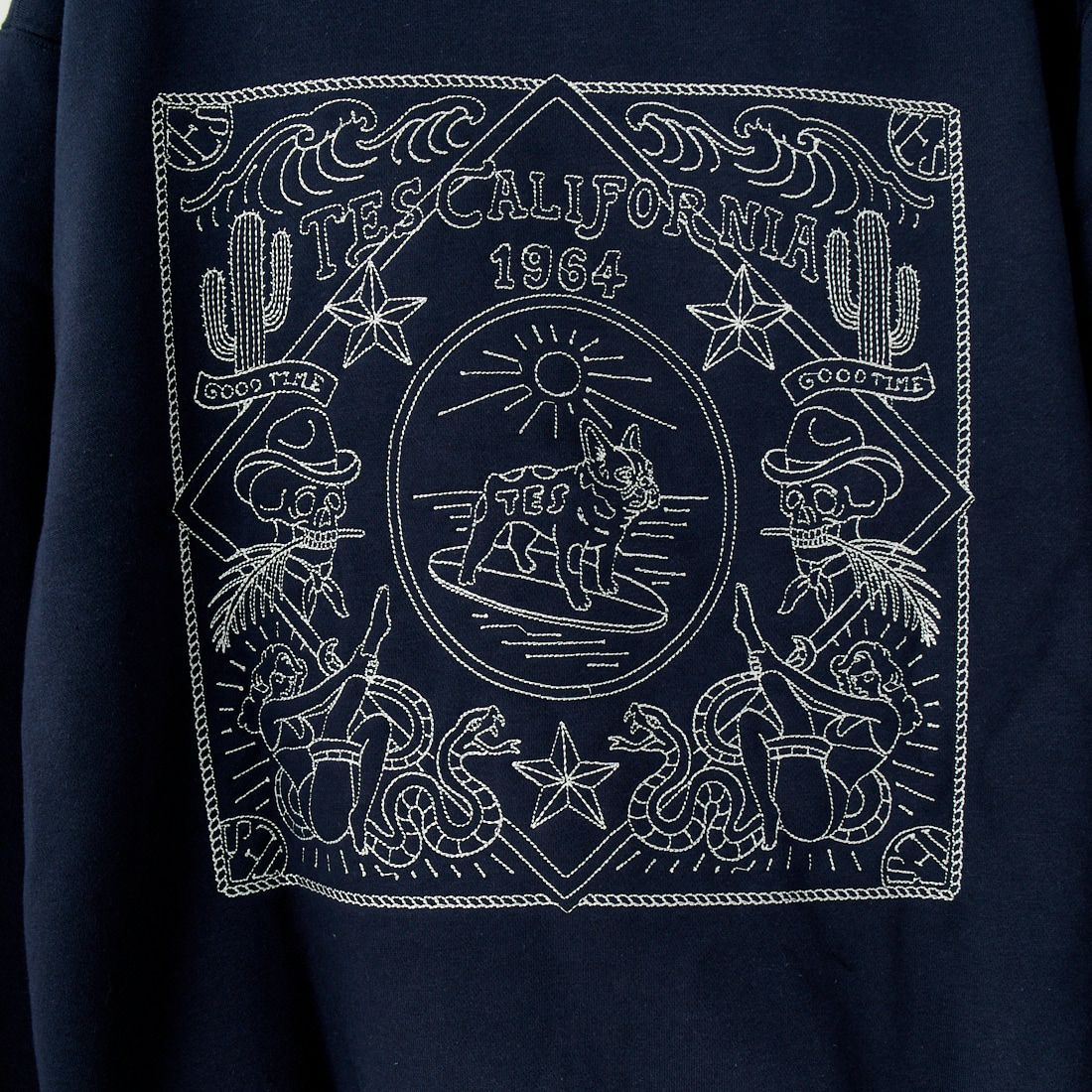 The Endless Summer [エンドレスサマー] 別注 バンダナ刺&#32353;スウェットパーカー [C-24774508-JF] 60 NAVY