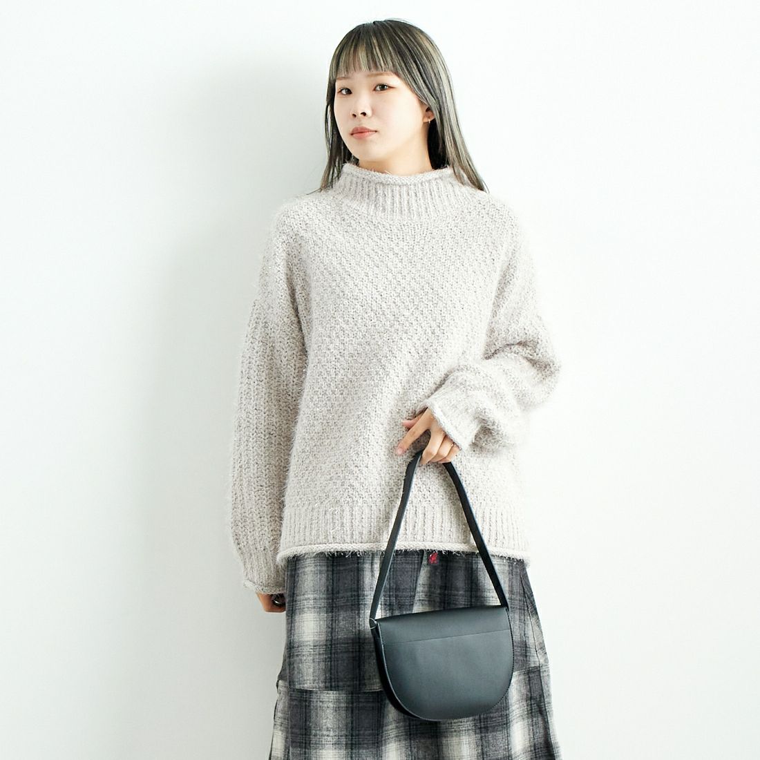 Jf Ready Made [ジェイエフレディメイド] ラメモールバスケット編みプルオーバー [3224424] ｸﾞﾚｰﾍﾞｰｼﾞｭ &&モデル身長：167cm 着用サイズ：F&&