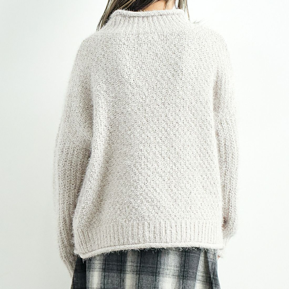 Jf Ready Made [ジェイエフレディメイド] ラメモールバスケット編みプルオーバー [3224424] ｸﾞﾚｰﾍﾞｰｼﾞｭ &&モデル身長：167cm 着用サイズ：F&&