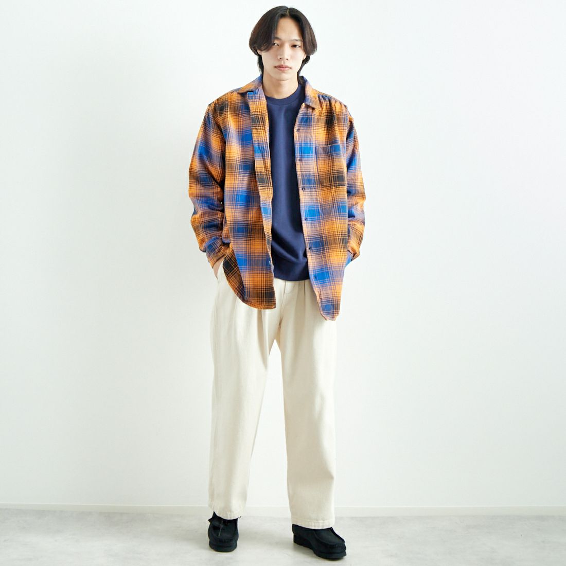 VALTA [ヴァルタ] 別注 シャーリングシャツ [VA24AW3041-JF] CH310 YEL &&モデル身長：179cm 着用サイズ：L&&