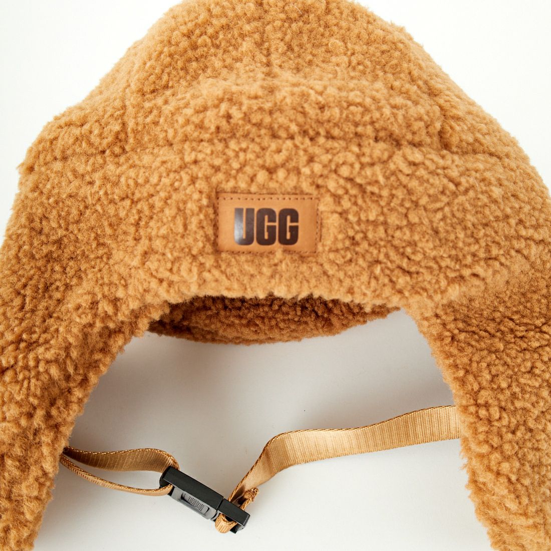 UGG [アグ] UGGフラッフ トラッパー [101047] CHESTNUT
