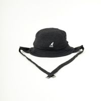 01 BLACK F