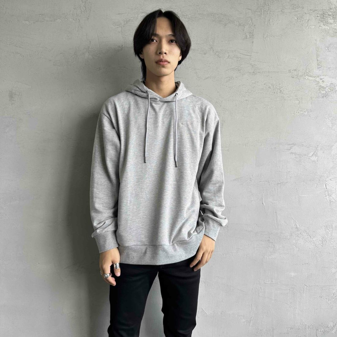 GRAY&&モデル身長：179cm 着用サイズ：L&&