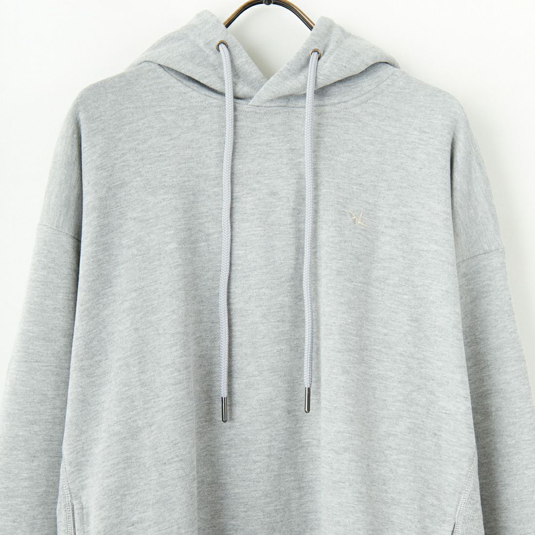 1PIU1UGUALE3 RELAX [ウノ ピゥ ウノ ウグァーレ トレ] 別注 バックロゴ刺繍 スウェットパーカー [USO-24121IN-JF] GRAY