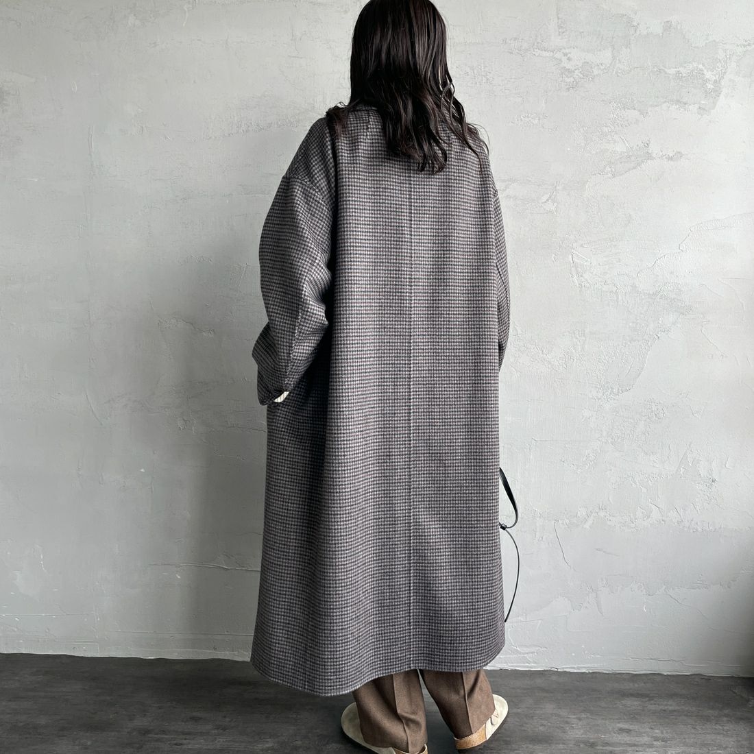 le glazik [ルグラジック] リバーダブル ブレステッドコート [LG-A0451LWW] BLK/BRN GU &&モデル身長：160cm 着用サイズ：36&&