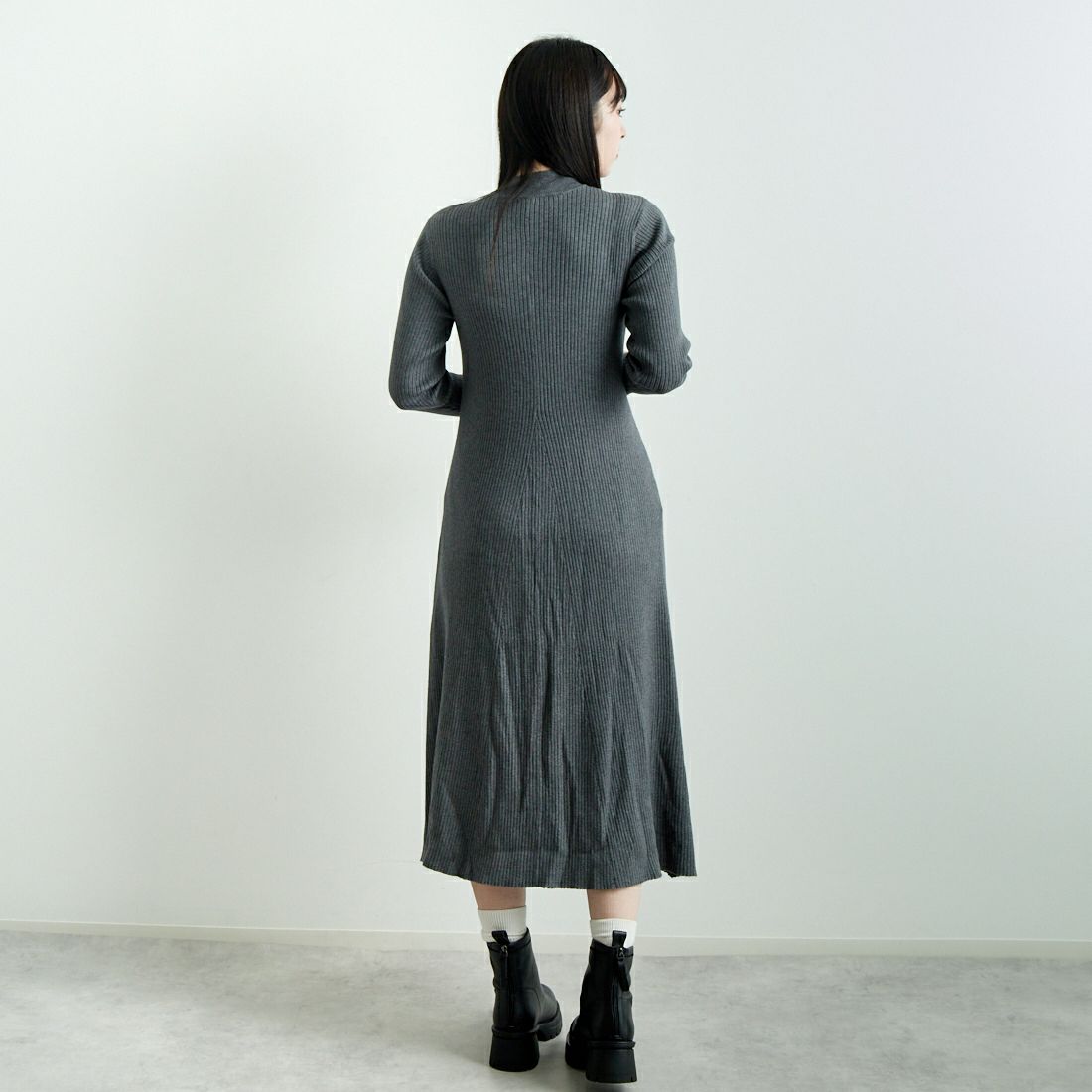CLOCHE [クロシェ] リブニットセットワンピース [45285666] ﾁｬｺｰﾙ &&モデル身長：167cm 着用サイズ：2&&