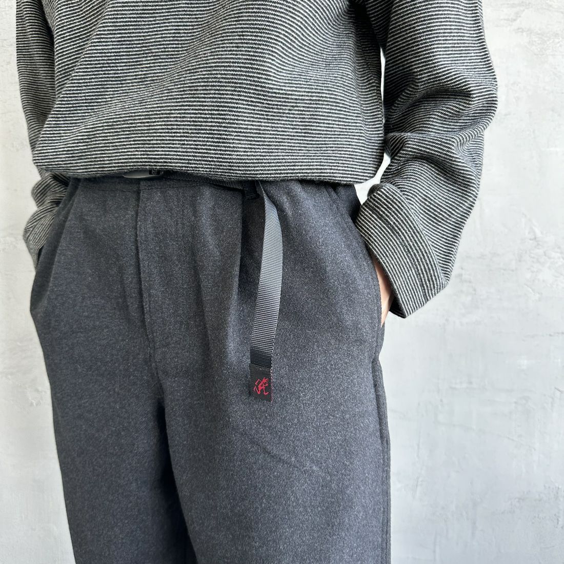 GRAMiCCi [グラミチ] ウールリラックスドプリーツドトラウザー [G4FM-P065] CHARCOAL W