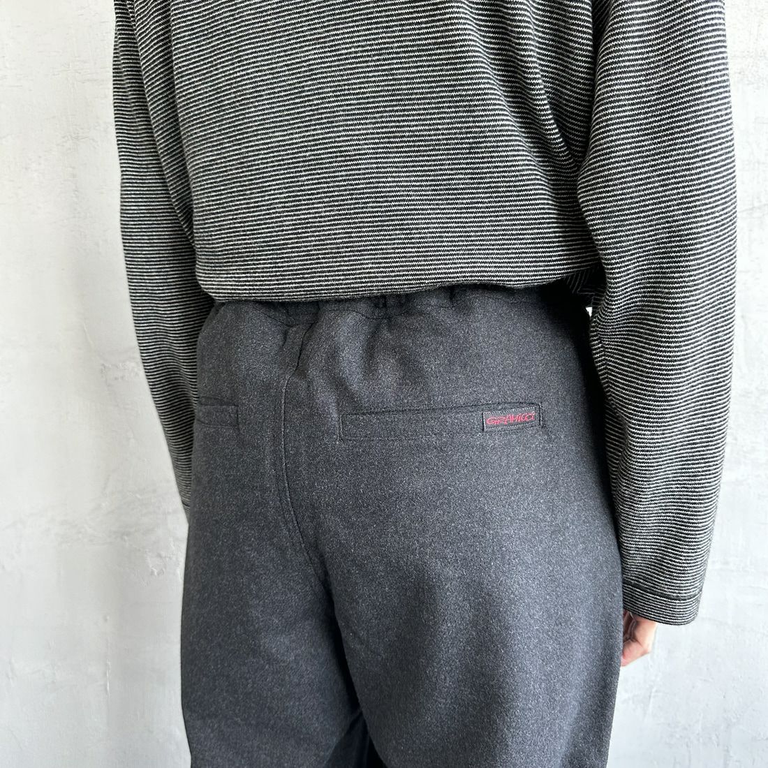 GRAMiCCi [グラミチ] ウールリラックスドプリーツドトラウザー [G4FM-P065] CHARCOAL W