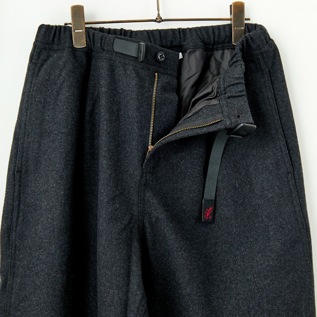 GRAMiCCi [グラミチ] ウールリラックスドプリーツドトラウザー [G4FM-P065] CHARCOAL W