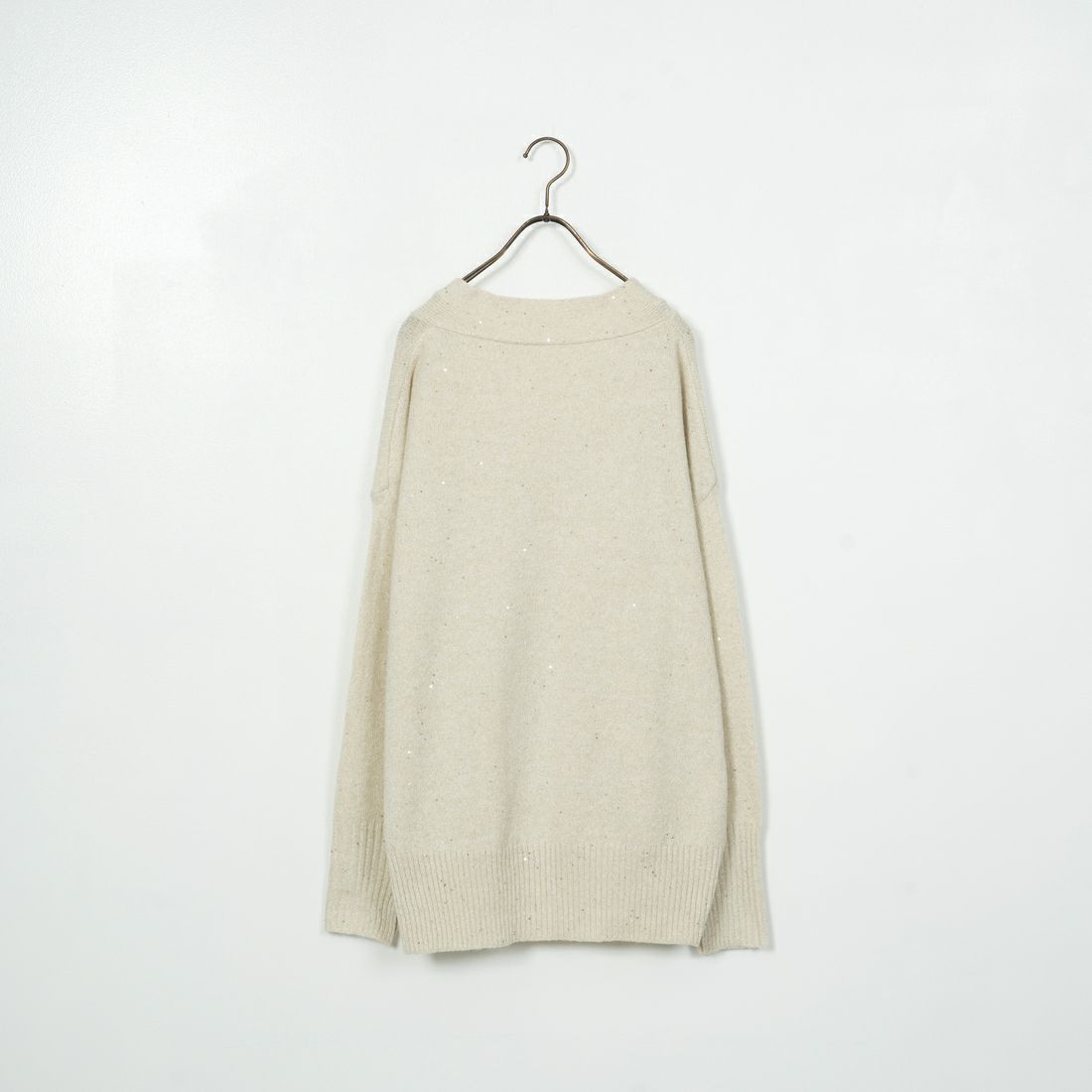 CLOCHE [クロシェ] スパンコールVネックニット [45285628] ｱｲﾎﾞﾘｰ