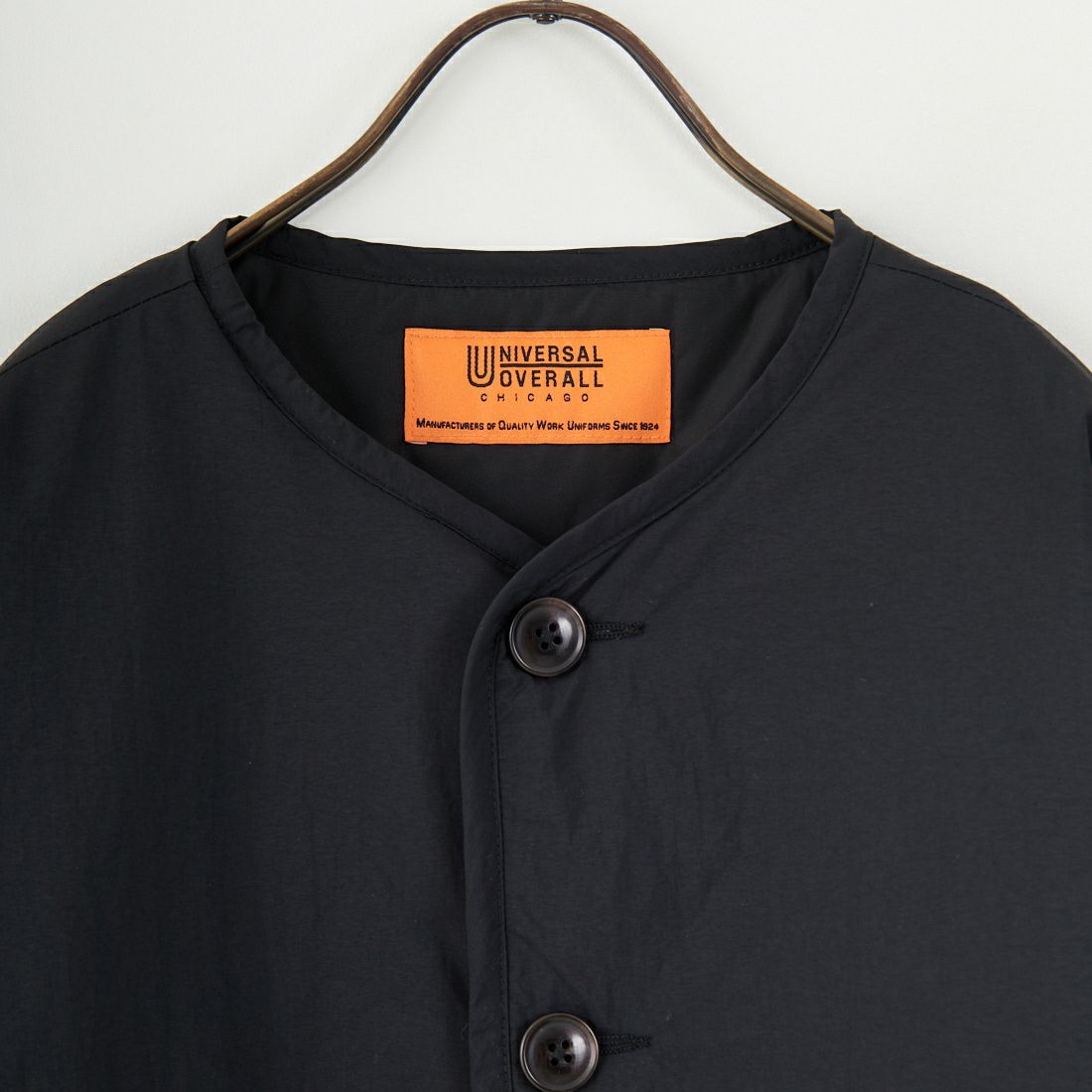 UNIVERSAL OVERALL [ユニバーサルオーバーオール] 別注 中綿入りノーカラージャケット [U2432452IN-JF] BLACK
