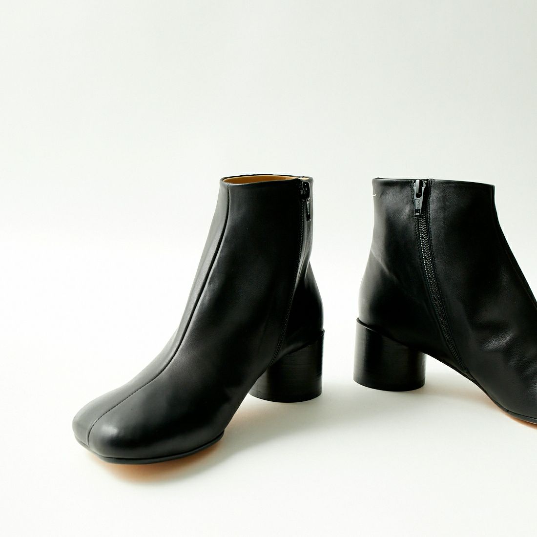 MM6 Maison Margiela [エムエムシックス メゾン マルジェラ] アナトミックアンクルブーツ [S59WU0234-P3628] T8013 BLAC