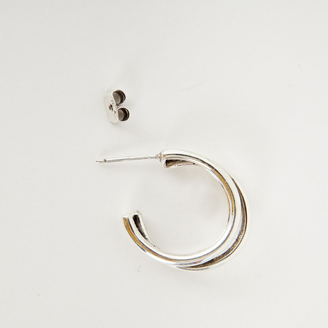 PHILIPPE AUDIBERT [フィリップ オーディベール] CREOLE NEAL PM LATION シルバーフープピアス [BO4760] SILVER