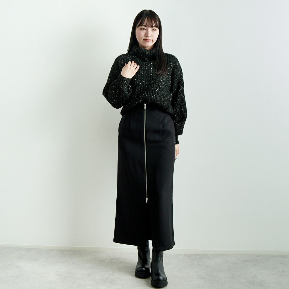 Jf Ready Made [ジェイエフレディメイド] ラメホイルタートルネックプルオーバー [3224431] ﾌﾞﾗｯｸ &&モデル身長：167cm 着用サイズ：F&&