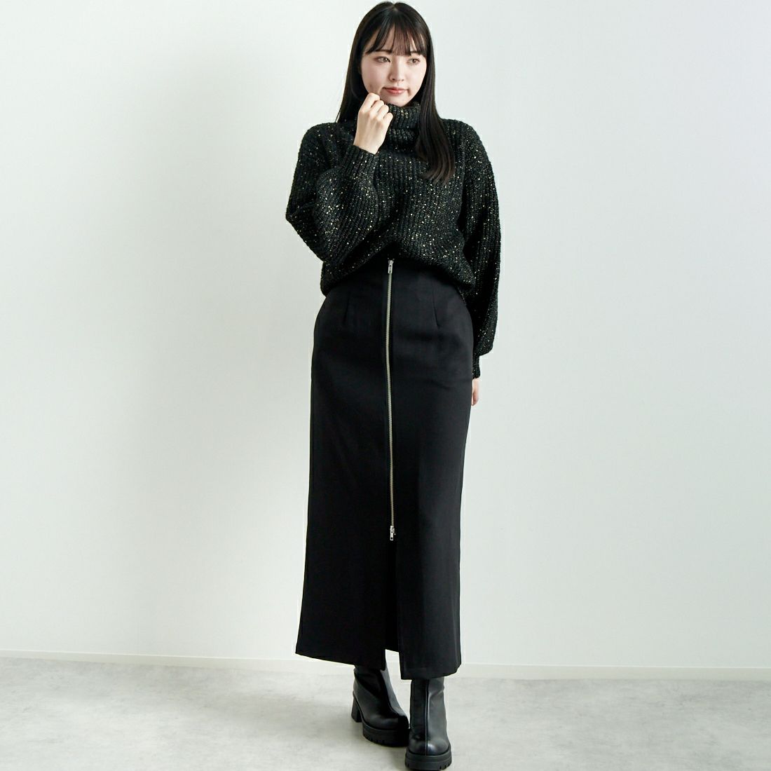 Jf Ready Made [ジェイエフレディメイド] ラメホイルタートルネックプルオーバー [3224431] ﾌﾞﾗｯｸ &&モデル身長：167cm 着用サイズ：F&&