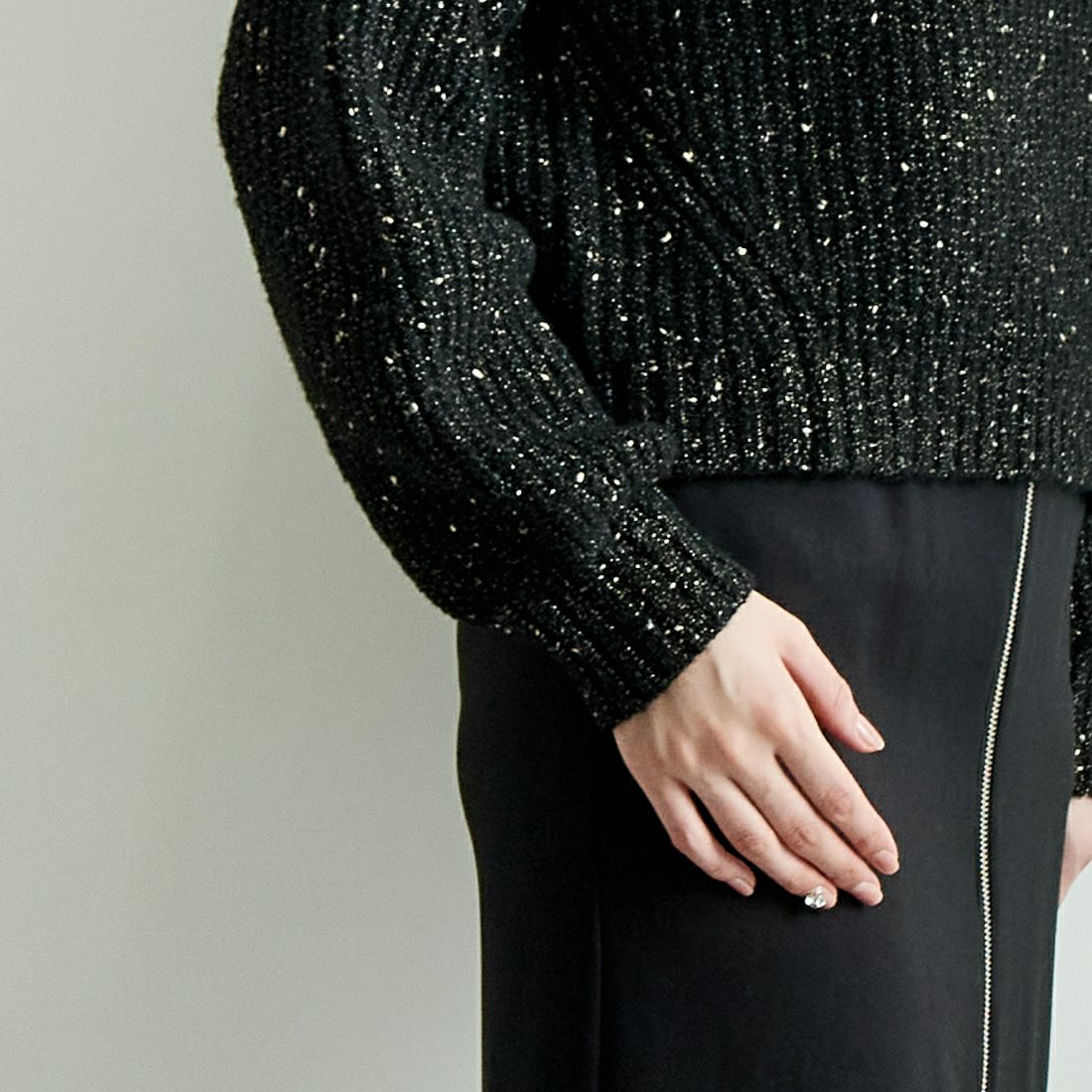 Jf Ready Made [ジェイエフレディメイド] ラメホイルタートルネックプルオーバー [3224431] ﾌﾞﾗｯｸ