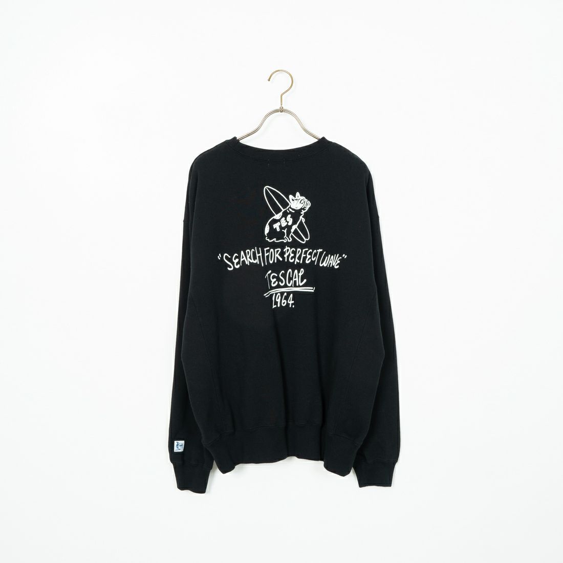01 BLACK
