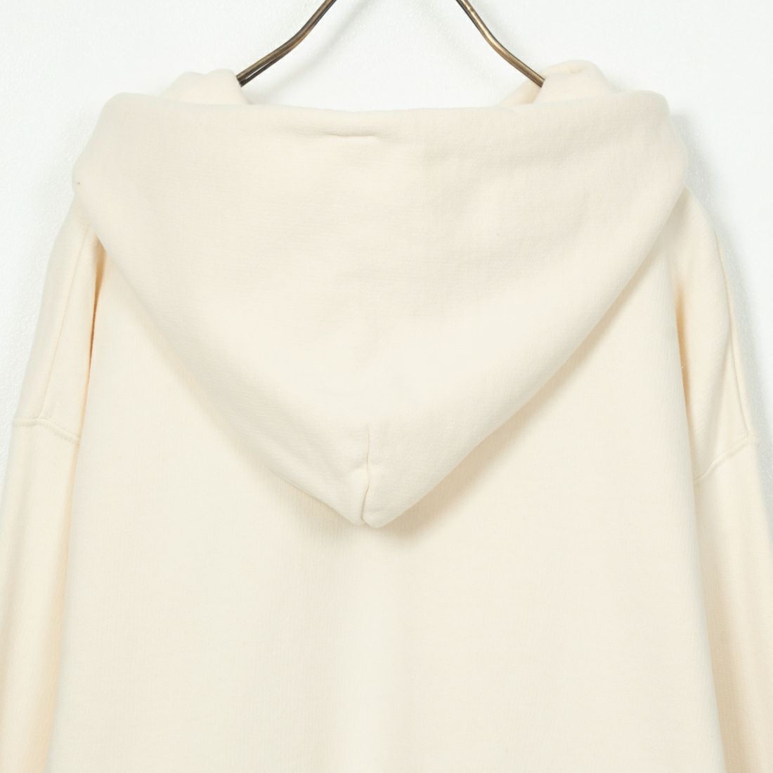 The Endless Summer [エンドレスサマー] 別注 BUHI フロッキーロゴプリント スウェットパーカー [FH-24774506-JF] 05 IVORY