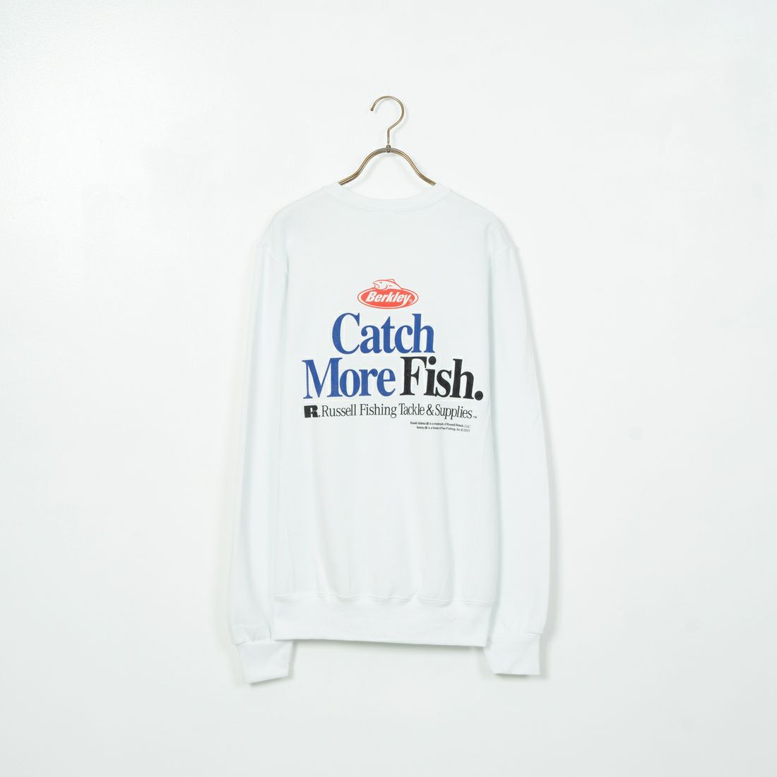 Berkley × RUSSELL ATHLETIC [バークレー × ラッセルアスレチック] 別注 CATCH MORE FISH クルーネックスウェット [RBK-24175IN-JF1] WHITE