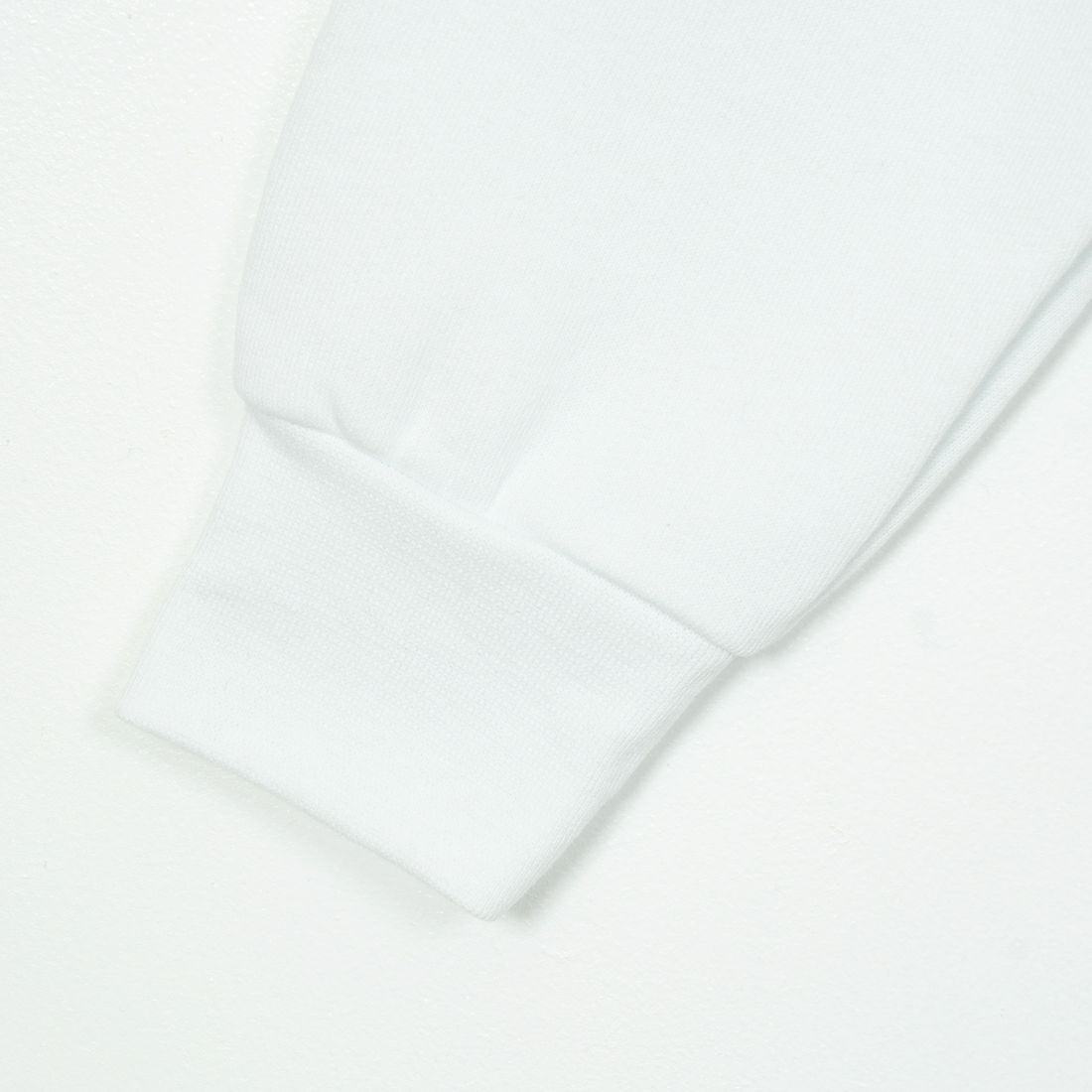 Berkley × RUSSELL ATHLETIC [バークレー × ラッセルアスレチック] 別注 CATCH MORE FISH クルーネックスウェット [RBK-24175IN-JF1] WHITE