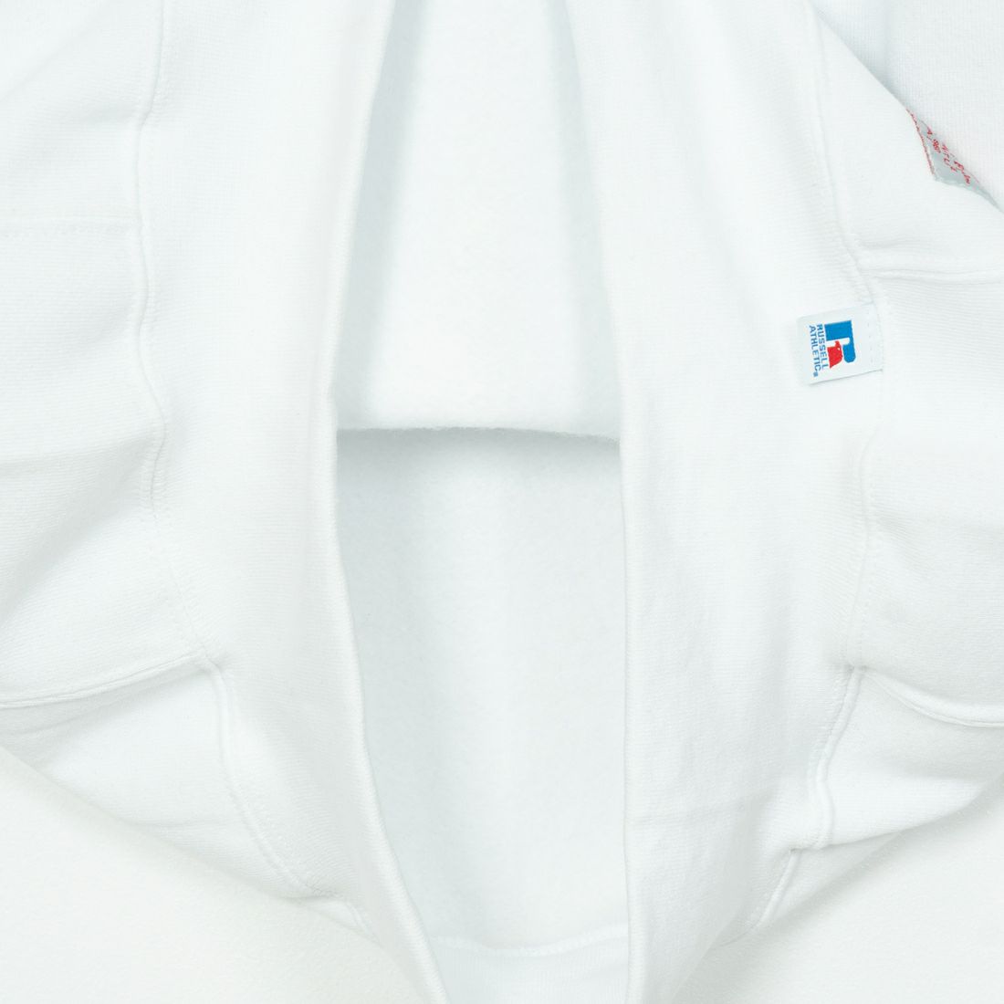 Berkley × RUSSELL ATHLETIC [バークレー × ラッセルアスレチック] 別注 CATCH MORE FISH クルーネックスウェット [RBK-24175IN-JF1] WHITE