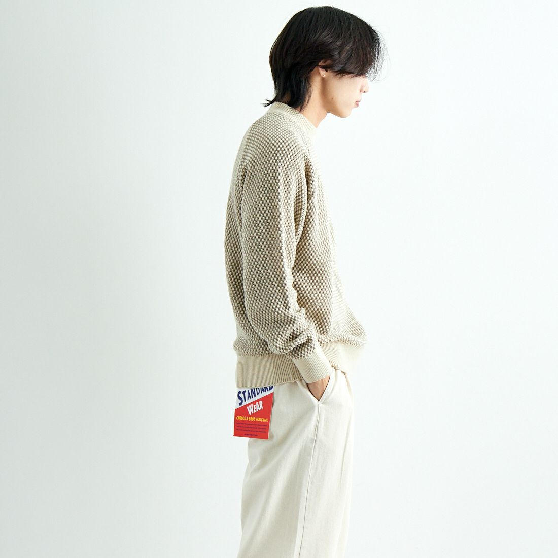 gim × JEANSFACTORY [ジム × ジーンズファクトリー] ウォッシャブルポップコーン編みクルーネックニット [24527589] 303 ｴｸﾘｭ &&モデル身長：179cm 着用サイズ：L&&