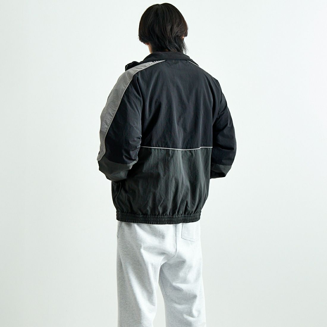 HELLO CALIF [ハローカリフ] ナイロンワッシャートラックジャケット [24412JF] BLACK &&モデル身長：179cm 着用サイズ：L&&