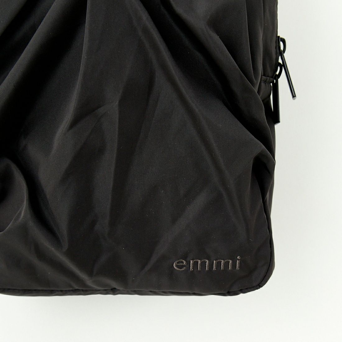 emmi [エミ] エコ撥水ギャザーミニショルダーバッグ [13WGB245305] BLACK