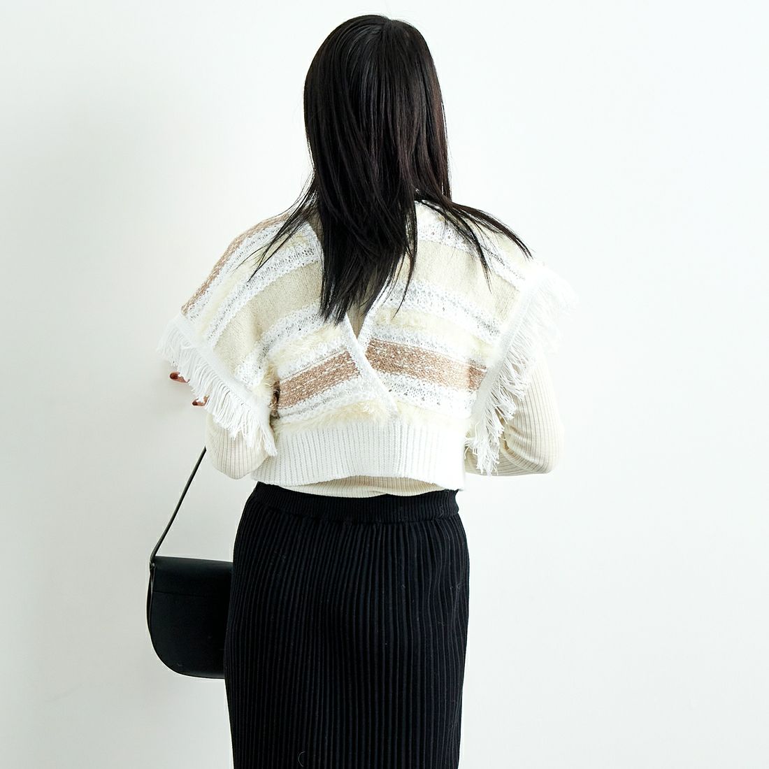 TORRAZZO DONNA [トラッゾドンナ] ファンシーヤーンランダムボーダーベスト [6257-410] 06 O.WHITE &&モデル身長：167cm 着用サイズ：F&&