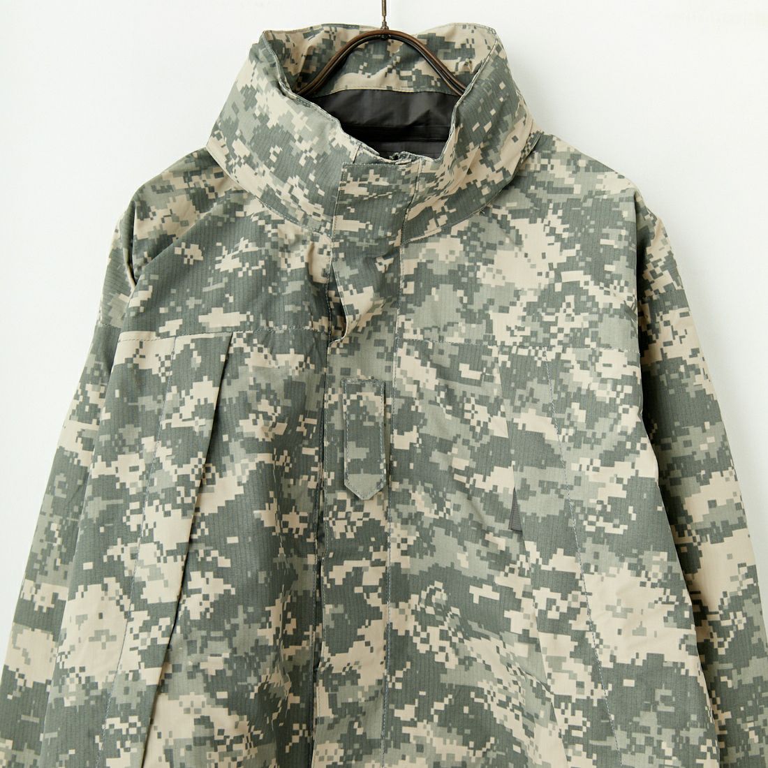 MILITARY [ミリタリー] ECWCS GEN3 LEVEL6 エクストリーム コールドウェットウェザーパーカー [GI-GEN-3-LEVEL-6-ACU] UNIVERSAL