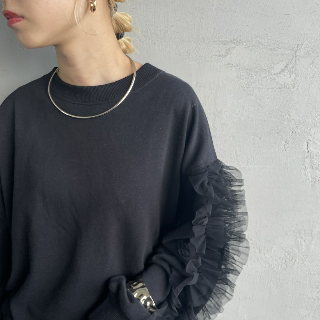 By/m [バイエム] 袖チュールフリルデザイン プルオーバースウェット [B24132079] 09 BLACK