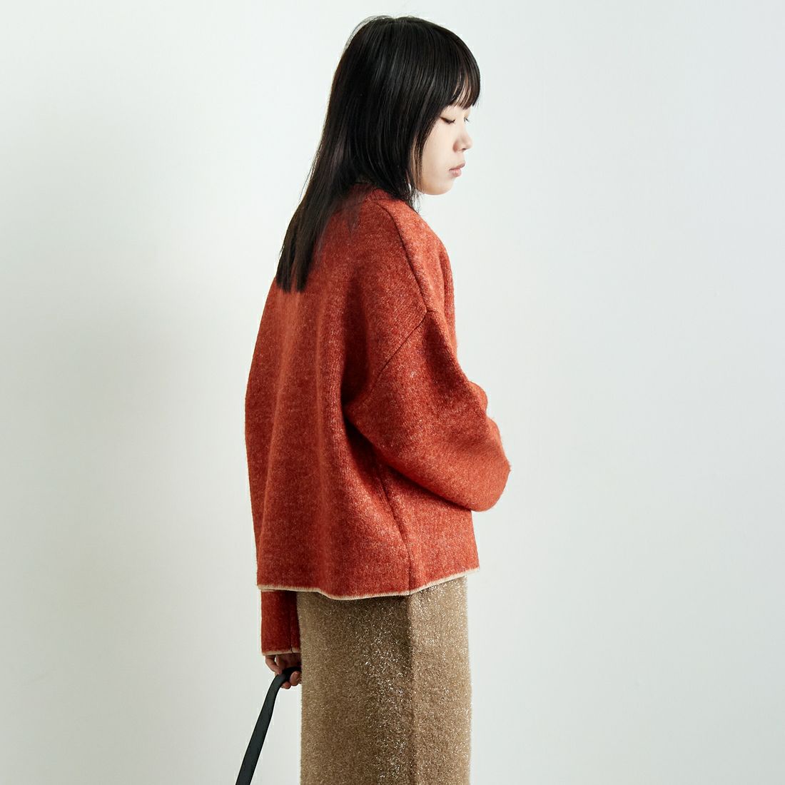 Jf Ready Made [ジェイエフレディメイド] ダブルフェイスVネックニット [3224569] ﾀﾞｰｸｵﾚﾝｼﾞ &&モデル身長：167cm 着用サイズ：F&&