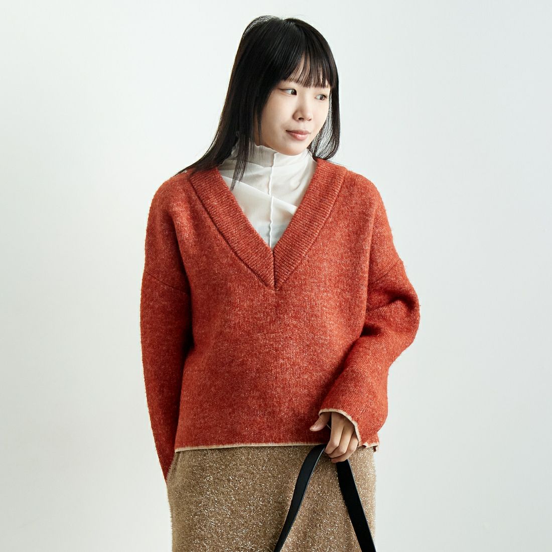 Jf Ready Made [ジェイエフレディメイド] ダブルフェイスVネックニット [3224569] ﾀﾞｰｸｵﾚﾝｼﾞ &&モデル身長：167cm 着用サイズ：F&&